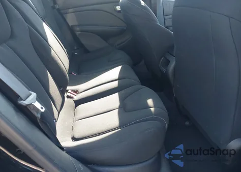 2013 Dodge Dart Sxt z USA, uszkodzony, nr VIN 1C3CDFBA2DD335581